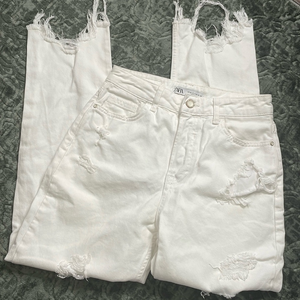 Zara Distressed Raw hem White Jeans
